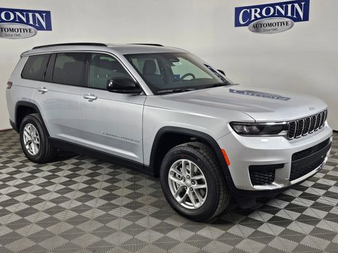 New 2025 Jeep Grand Cherokee L Laredo w/ Luxury Tech Group I AWD/4WD image 7