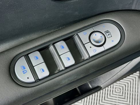 Used 2024 Hyundai Ioniq 5 SEL RWD image 15