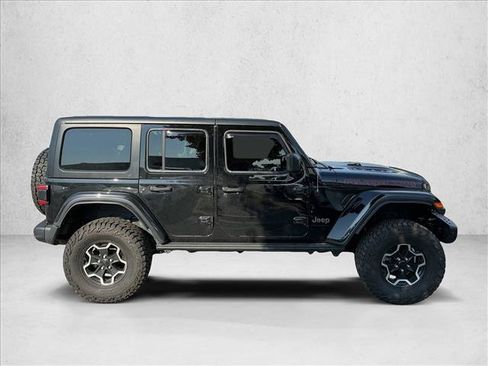 Used 2023 Jeep Wrangler Unlimited Rubicon AWD/4WD image 4