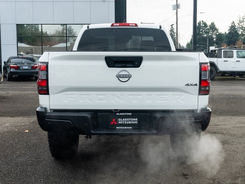 Used 2023 Nissan Frontier S w/ Technology Package image 5