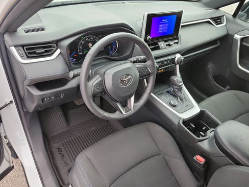 Certified 2024 Toyota RAV4 SE AWD/4WD image 8
