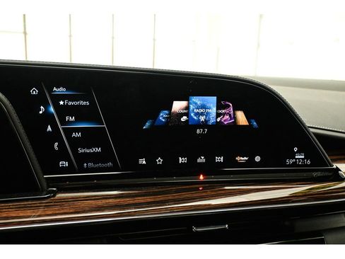 Certified 2024 Cadillac Escalade ESV Premium Luxury w/ LPO, Floor Liner Package AWD/4WD image 55