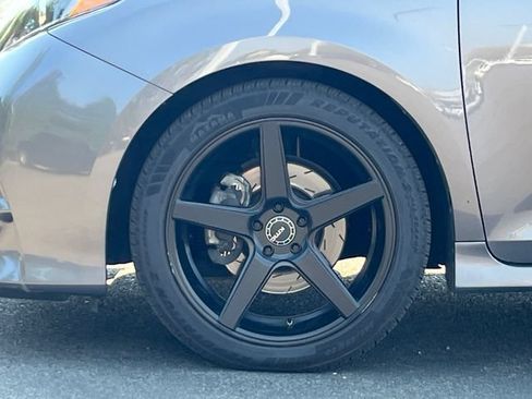 Used 2015 Toyota Sienna SE w/ SE Preferred Package FWD image 7