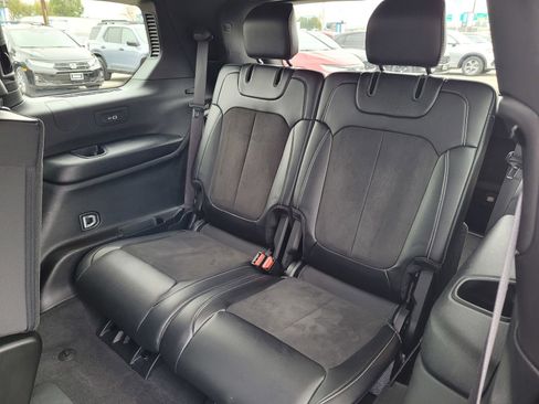 Used 2022 Jeep Grand Cherokee L Laredo image 13