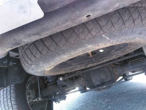 Used 2024 RAM 1500 Classic SLT AWD/4WD image 12