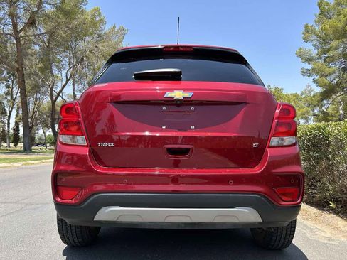 Used 2019 Chevrolet Trax LT w/ Driver Confidence Package image 8