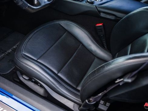 Used 2014 Chevrolet Corvette Stingray Z51 w/ 3LT Preferred Equipment Group image 71