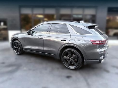 Used 2022 Genesis GV70 3.5T Sport w/ Sport Prestige Package image 3