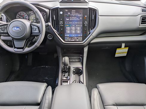 Used 2025 Subaru Ascent Bronze Edition AWD/4WD image 22