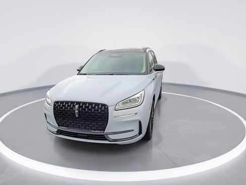 Used 2025 Lincoln Corsair Grand Touring w/ Jet Appearance Package image 3