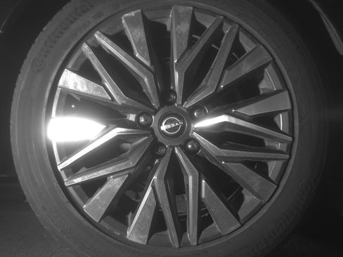 Used 2025 Nissan Altima 2.5 SV FWD image 15