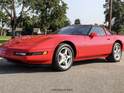 Used 1995 Chevrolet Corvette ZR1 RWD image 14