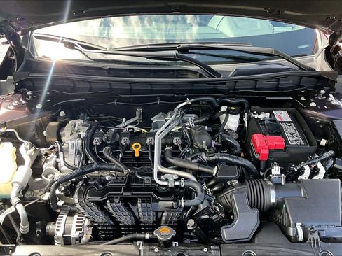 Used 2025 Nissan Altima 2.5 SV FWD image 28