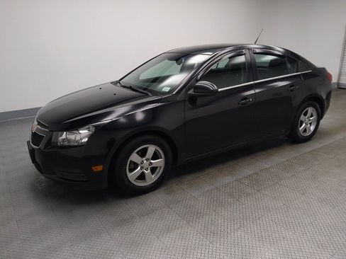 Used 2014 Chevrolet Cruze LT FWD image 2
