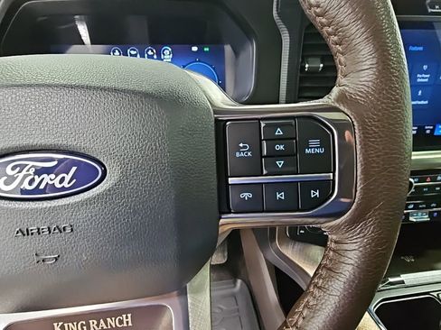 Used 2025 Ford F150 King Ranch w/ FX4 Off-Road Package image 32