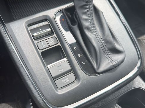 Used 2025 Honda CR-V EX image 10