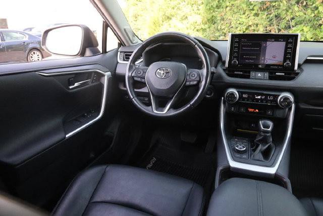 Certified 2019 Toyota RAV4 Limited w/ Advanced Technology Package AWD/4WD image 24