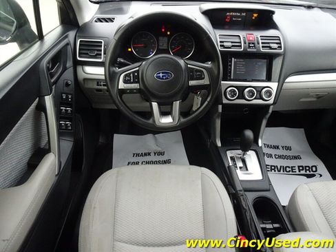Used 2017 Subaru Forester 2.5i w/ Alloy Wheel Package AWD/4WD image 10