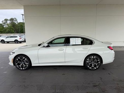 Certified 2025 BMW 330i Sedan w/ Premium Package RWD image 10