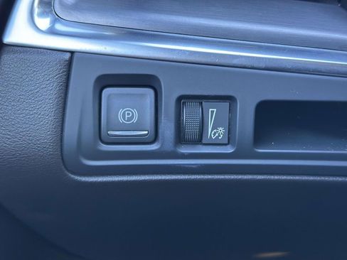 Used 2023 Cadillac XT5 Luxury AWD/4WD image 29