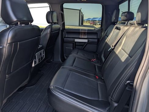 Used 2019 Ford F150 Lariat image 31