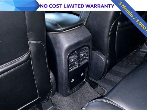 Used 2019 Lincoln MKC Select image 31