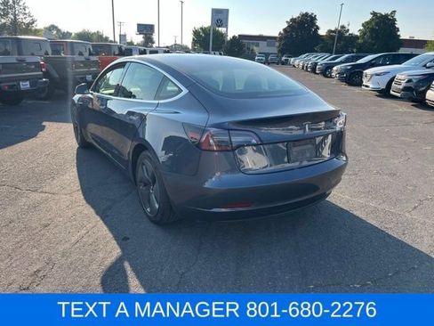 Used 2020 Tesla Model 3 Standard Range RWD image 3