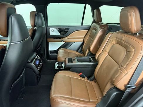 Used 2022 Lincoln Aviator Reserve w/ Equipment Group 201A AWD/4WD image 20