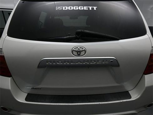 Used 2010 Toyota Highlander Limited image 14