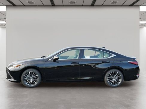 New 2025 Lexus ES 300h w/ Premium Package image 3
