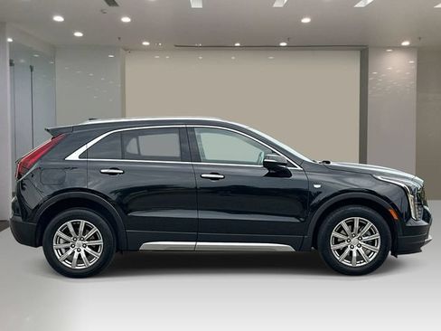 Used 2023 Cadillac XT4 Premium Luxury AWD/4WD image 5