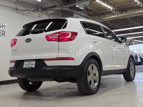 Used 2011 Kia Sportage LX w/ Convenience Pkg AWD/4WD image 8