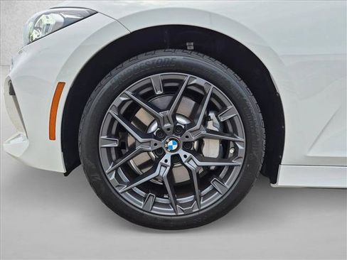 Used 2025 BMW 330i Sedan w/ M Sport Package RWD image 22