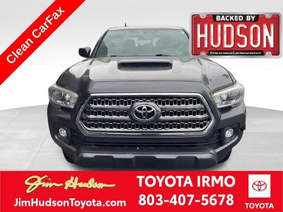 Used 2017 Toyota Tacoma TRD Sport w/ Tow Package (A/T)