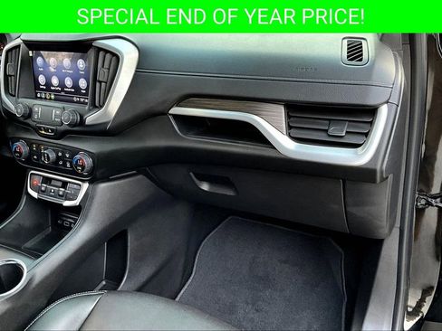 Used 2023 GMC Terrain SLT w/ LPO, Floor Liner Package image 25