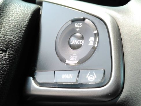 Used 2018 Honda CR-V Touring image 24