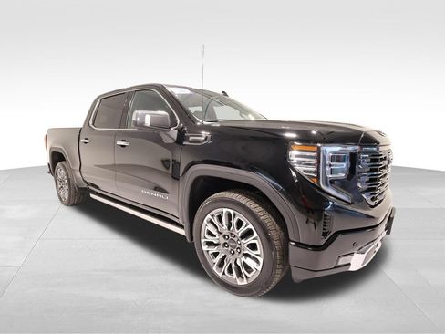 Used 2026 GMC Sierra 1500 Denali Ultimate AWD/4WD image 6