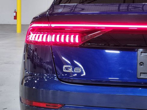 Used 2021 Audi Q8 Premium Plus image 20