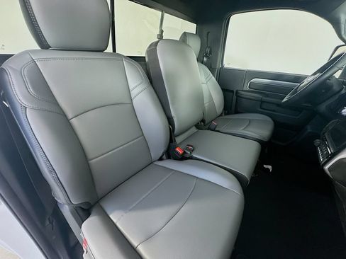 New 2026 RAM 3500 Tradesman AWD/4WD image 10