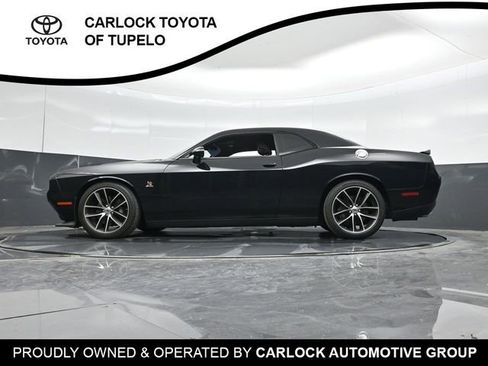 Used 2018 Dodge Challenger R/T Scat Pack RWD image 50