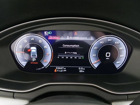 Used 2025 Audi Q5 2.0T Premium AWD/4WD image 14