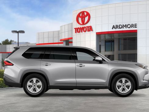 New 2026 Toyota Grand Highlander AWD image 30