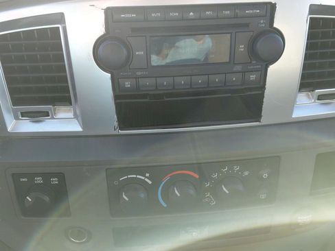 Used 2007 Dodge Ram 1500 Truck SLT w/ Sound & Secure Value Group image 29