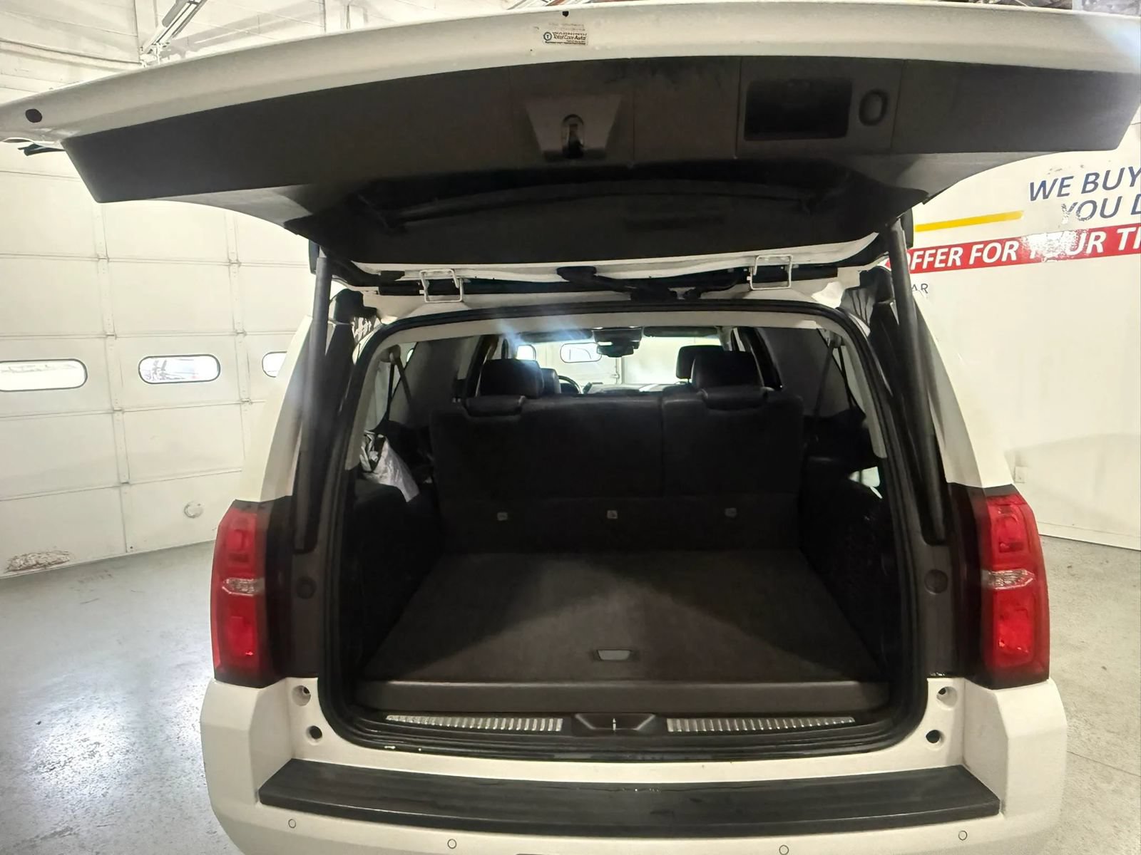 Used 2019 Chevrolet Suburban LT AWD/4WD image 23