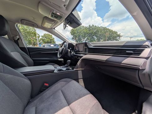 Used 2025 Toyota Camry LE FWD image 32