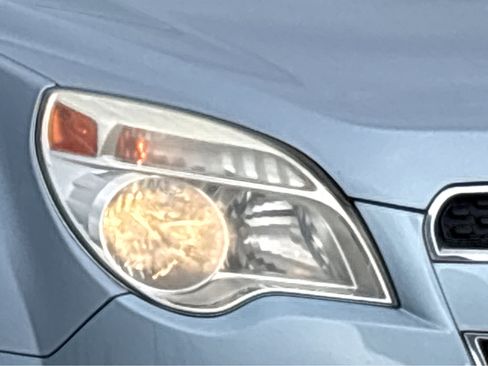 Used 2015 Chevrolet Equinox LT w/ Driver Convenience Package image 17