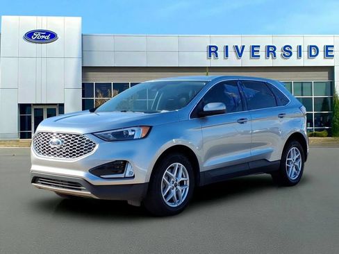 Used 2024 Ford Edge SEL w/ Convenience Package AWD/4WD image 3