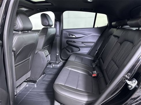 New 2026 Buick Envista Avenir image 26