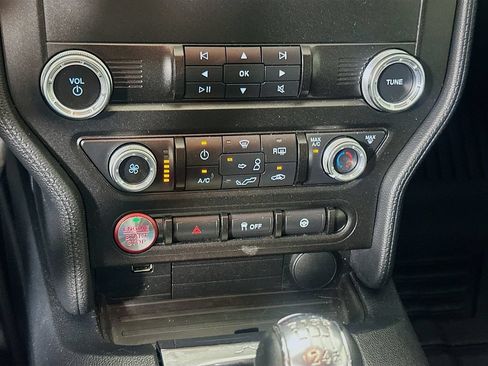 Used 2020 Ford Mustang GT RWD image 15