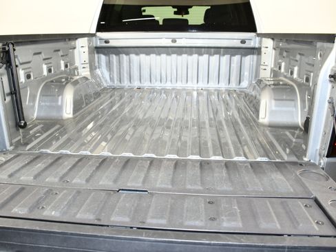 Used 2025 GMC Sierra 1500 SLT image 51